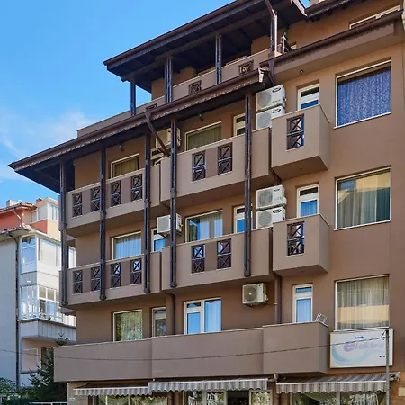 Family Electra Hotel